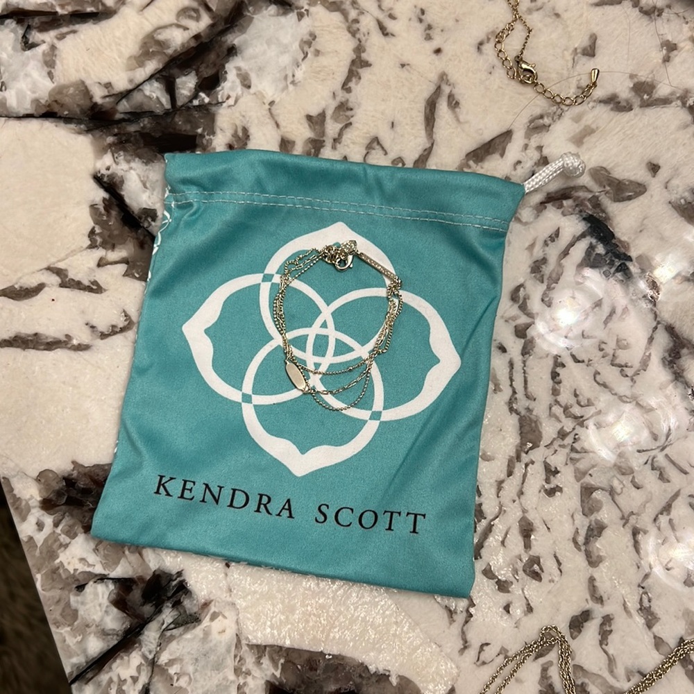 Kendra scott gold bracelet